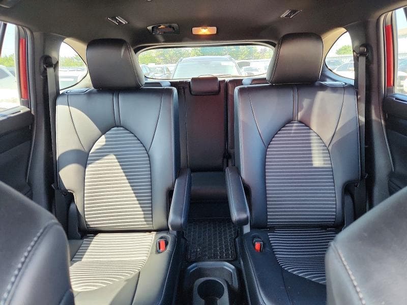 2024 TOYOTA HIGHLANDER LE 10