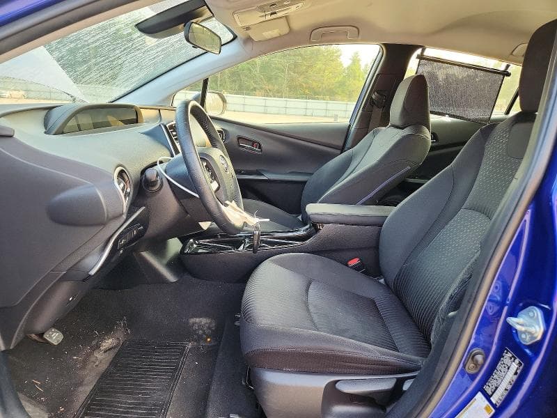 2017 TOYOTA PRIUS THREE 7