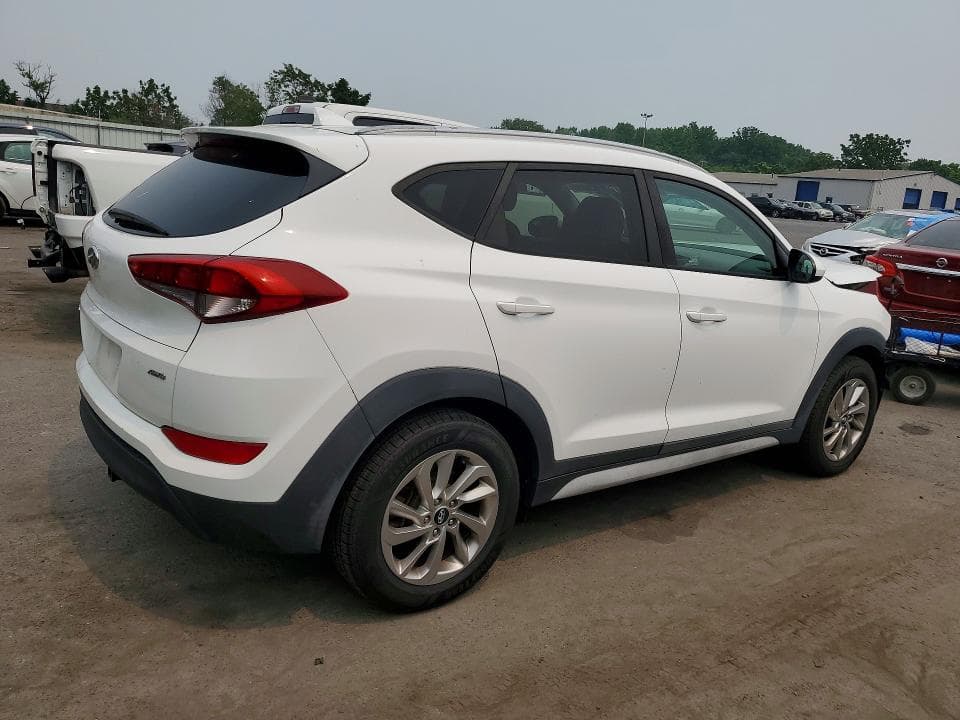 2018 HYUNDAI TUCSON SEL 3