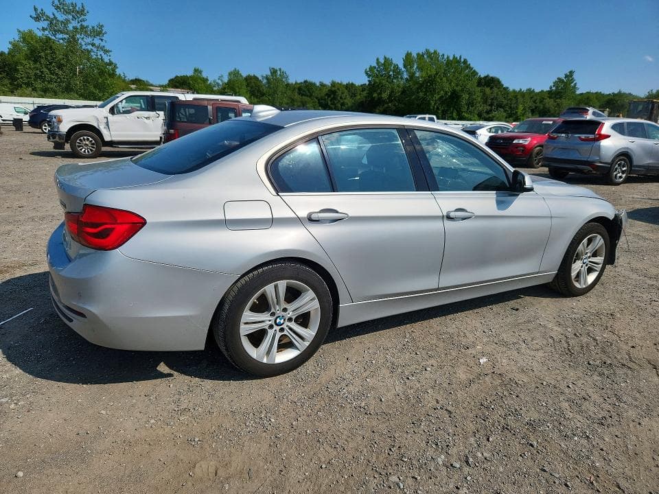 2017 BMW 330 XI 3