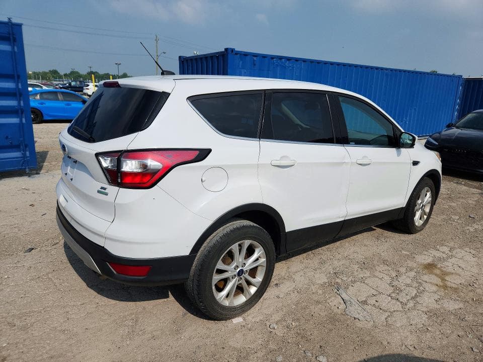 2017 FORD ESCAPE SE SE 3