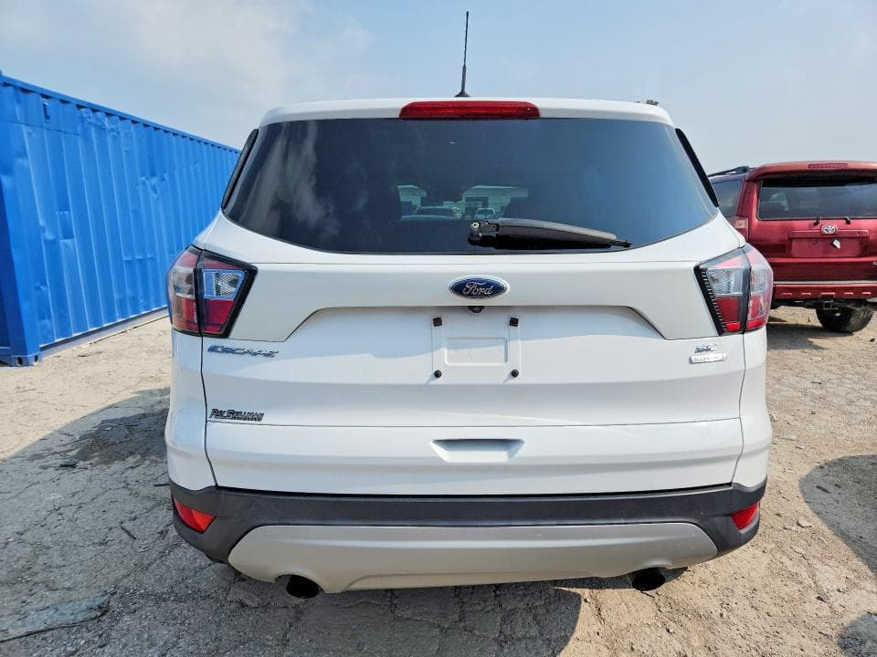 2017 FORD ESCAPE SE SE 6