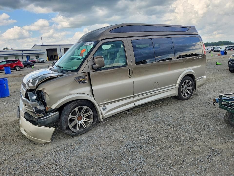 2017 CHEVROLET EXPRESS G2500 - 1