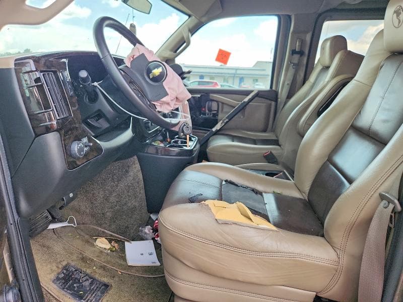 2017 CHEVROLET EXPRESS G2500 7