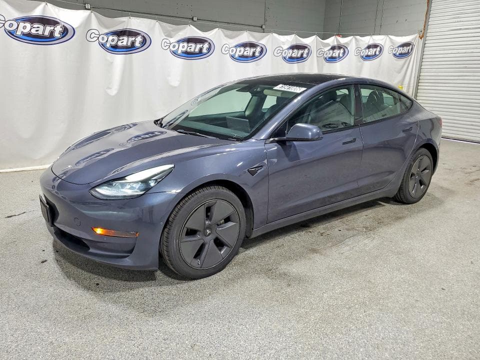 2022 TESLA MODEL 3 - 1