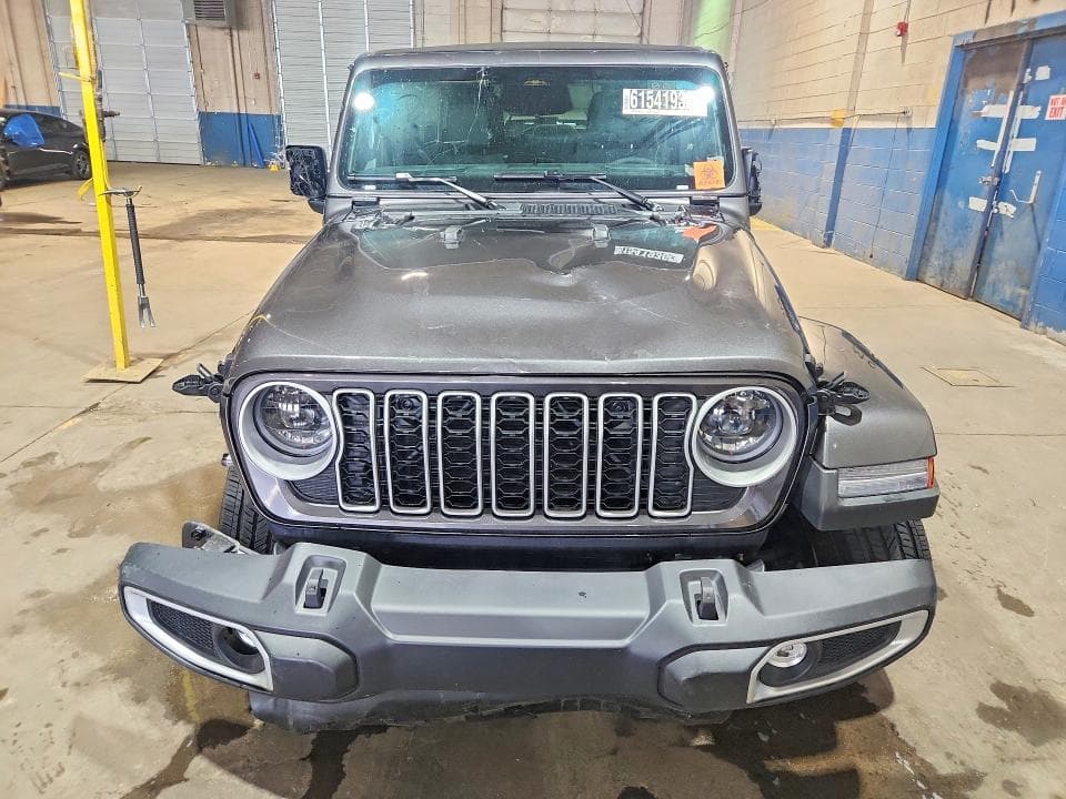 2026 JEEP WRANGLER SAHARA 5