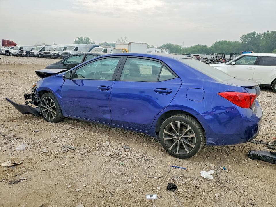 2019 TOYOTA COROLLA SE 2