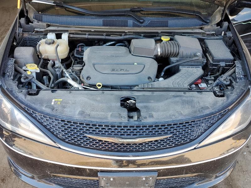 2019 CHRYSLER PACIFICA TOURING PLUS 12