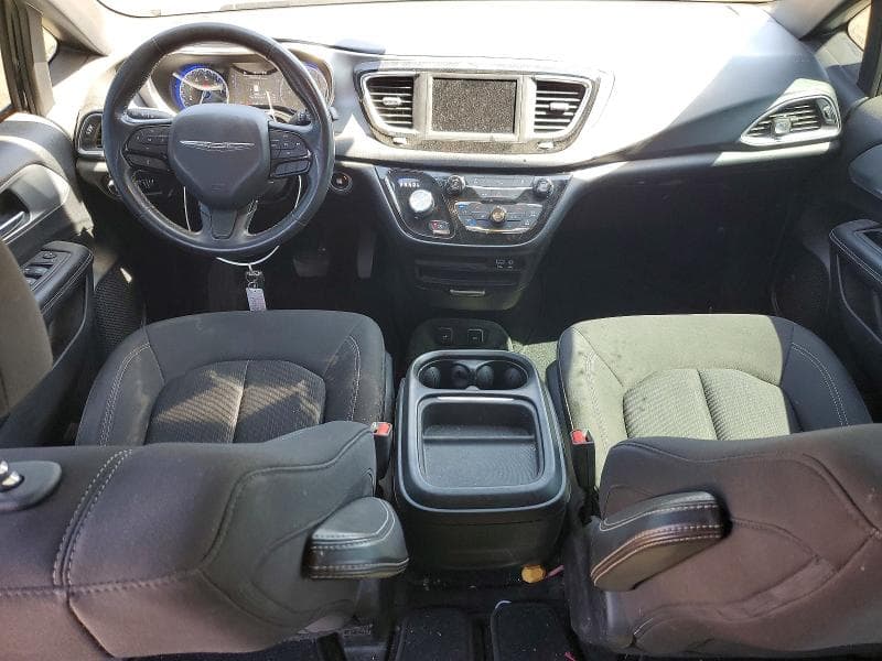 2019 CHRYSLER PACIFICA TOURING PLUS 8