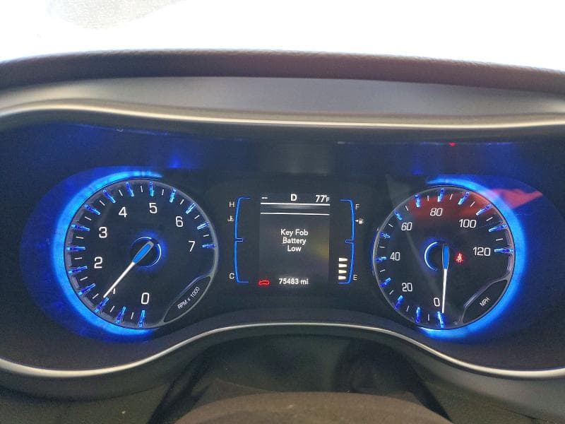 2019 CHRYSLER PACIFICA TOURING PLUS 9