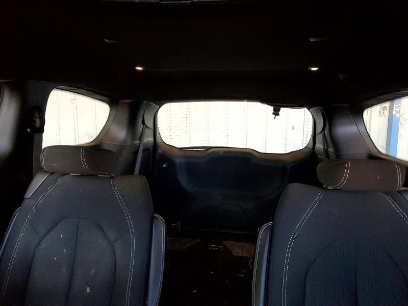2019 CHRYSLER PACIFICA TOURING PLUS 10
