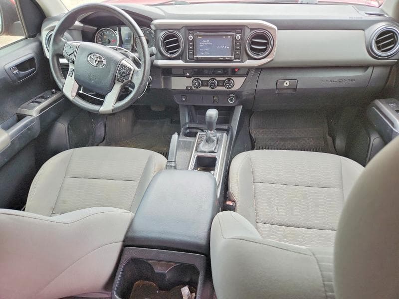 2017 TOYOTA TACOMA SR5 V6 8