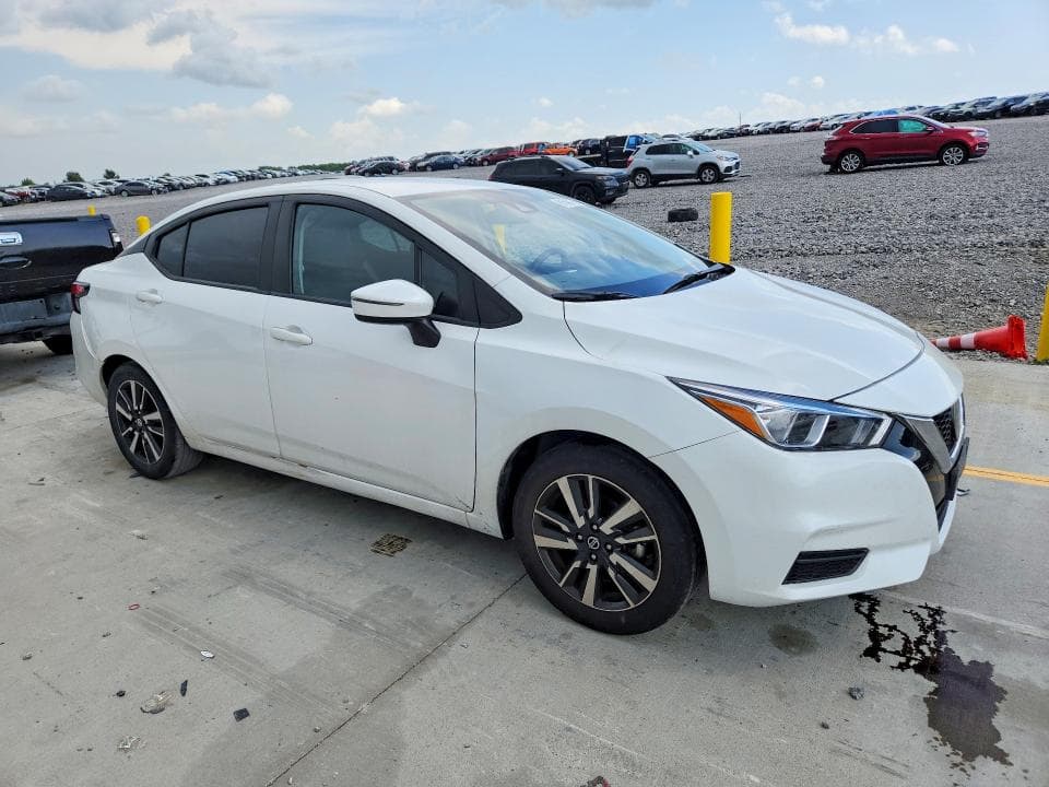 2021 NISSAN VERSA SV SV 4