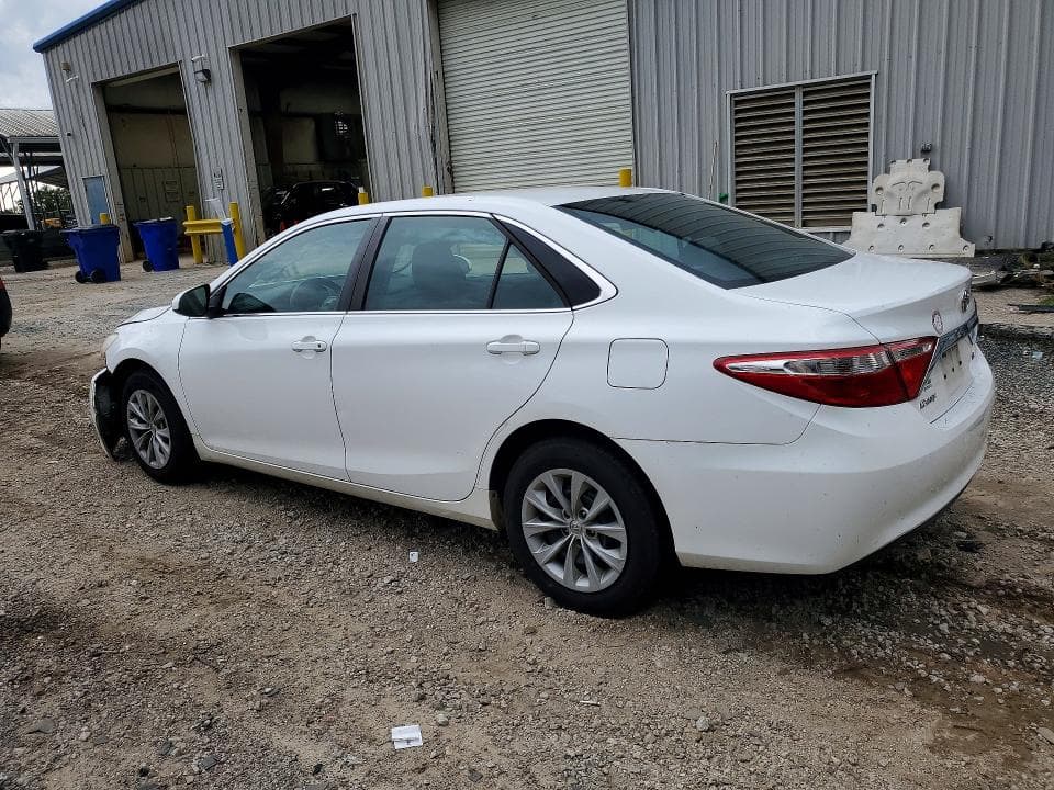 2017 TOYOTA CAMRY LE 2