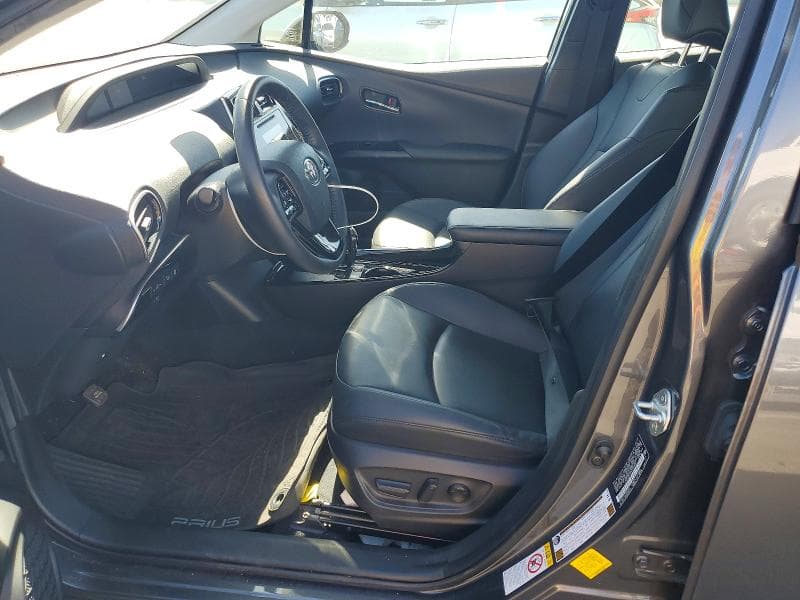 2019 TOYOTA PRIUS XLE 7