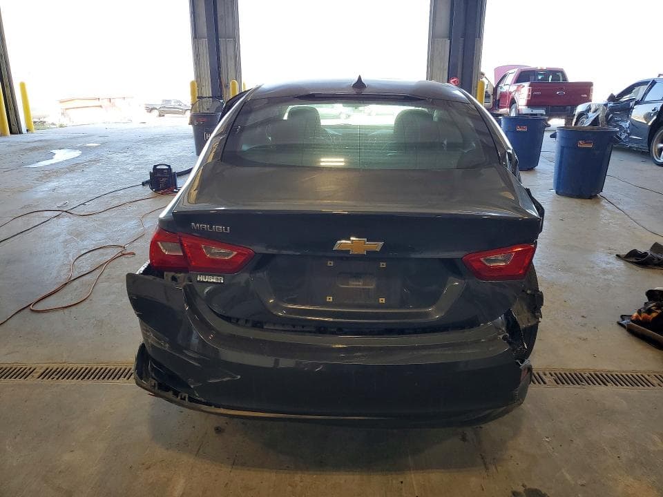 2018 CHEVROLET MALIBU LS 6