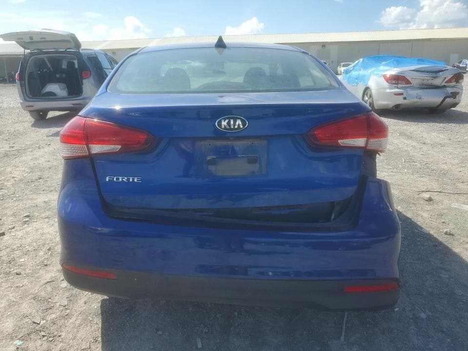 2018 KIA FORTE LX 6