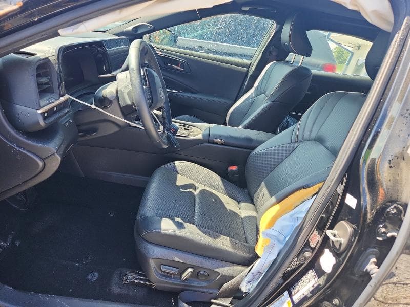 2024 TOYOTA CROWN LIMITED LIMITED 7