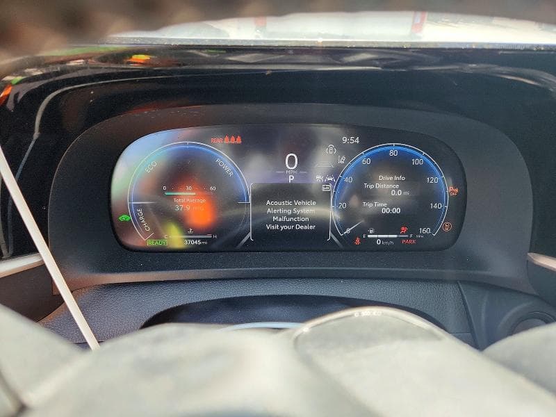 2024 TOYOTA CROWN LIMITED LIMITED 9
