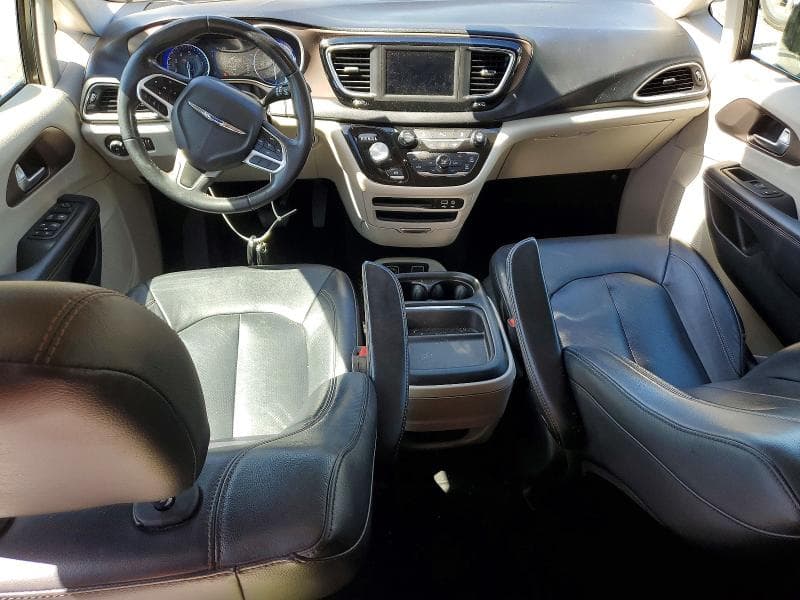 2018 CHRYSLER PACIFICA TOURING L 8