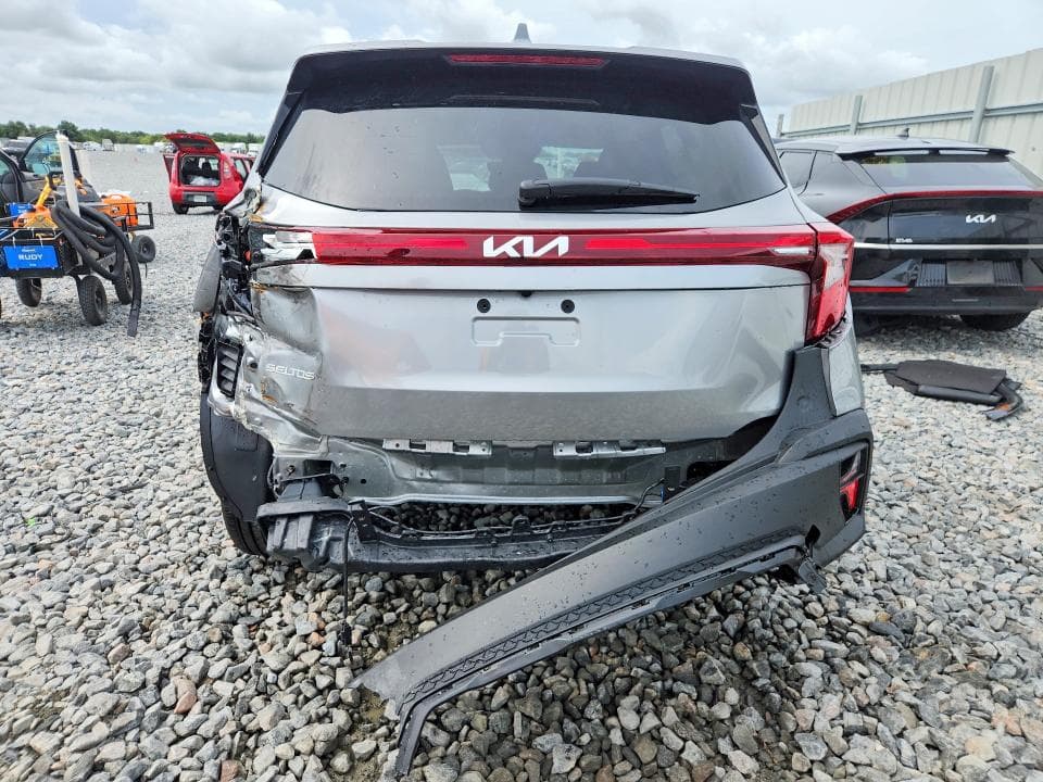 2026 KIA SELTOS LX 6