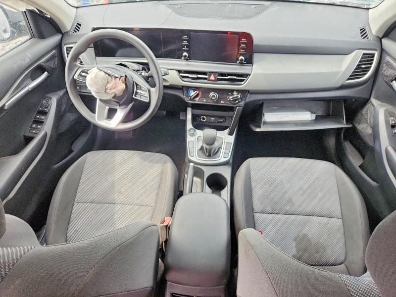 2026 KIA SELTOS LX 8