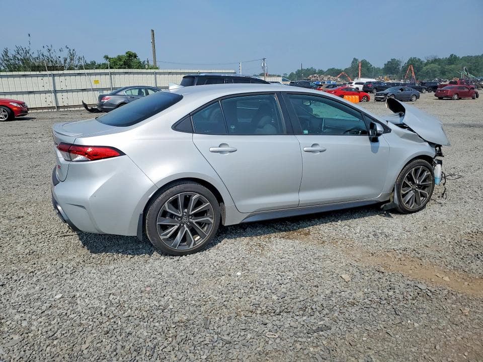 2021 TOYOTA COROLLA SE 3