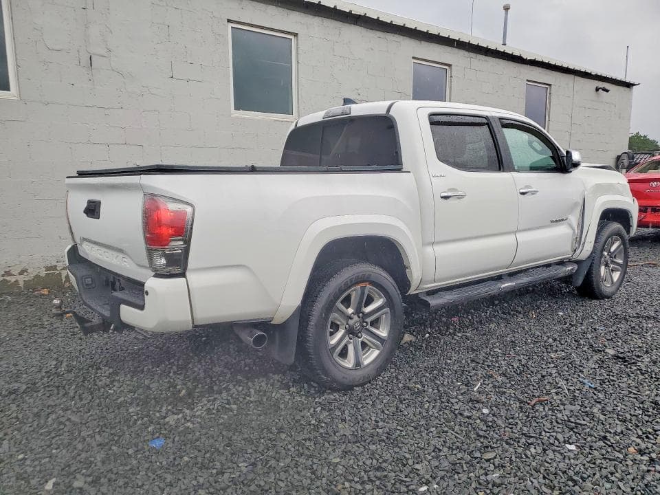 2017 TOYOTA TACOMA LIMITED 3