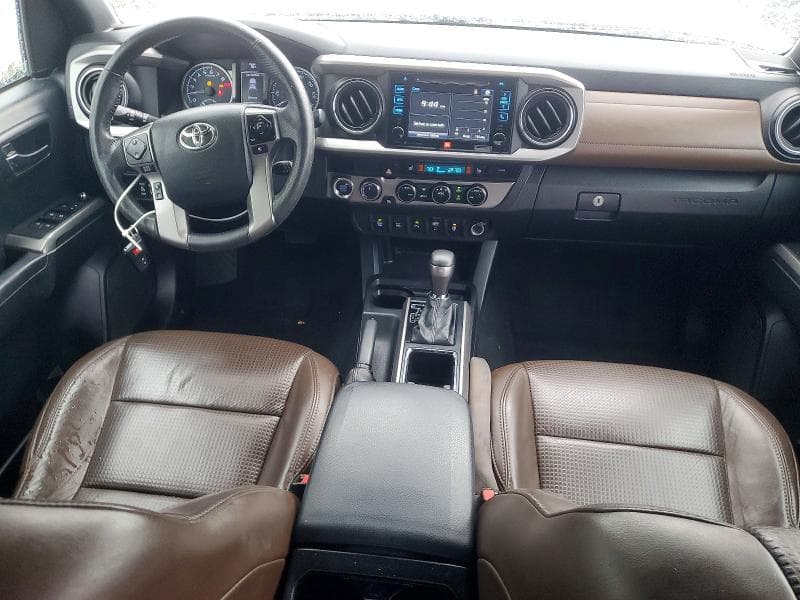 2017 TOYOTA TACOMA LIMITED 8