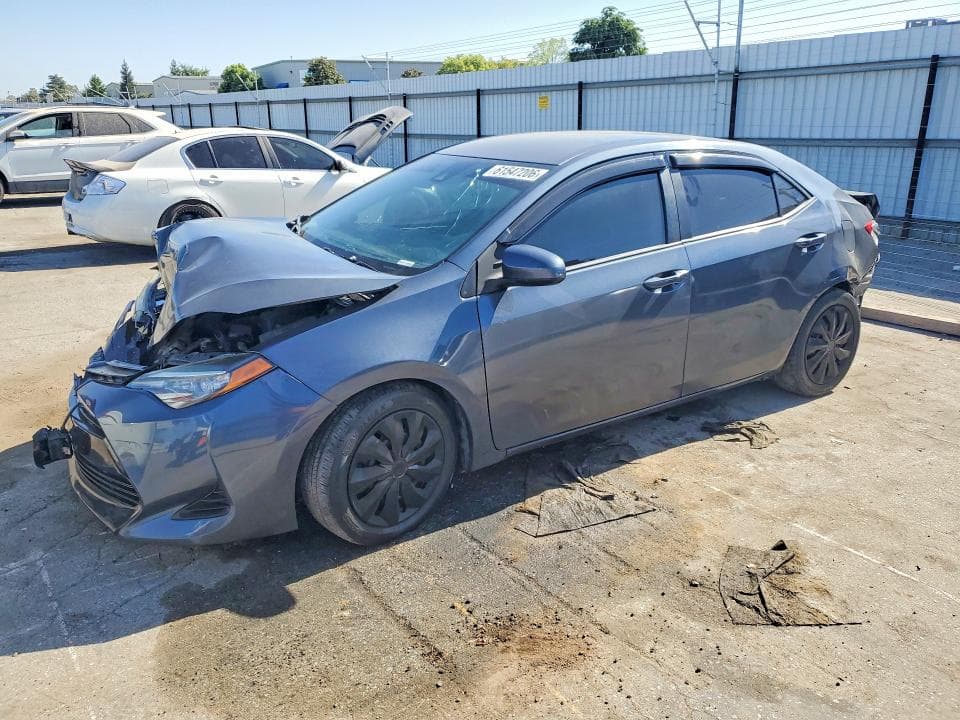 2018 TOYOTA COROLLA LE - 1