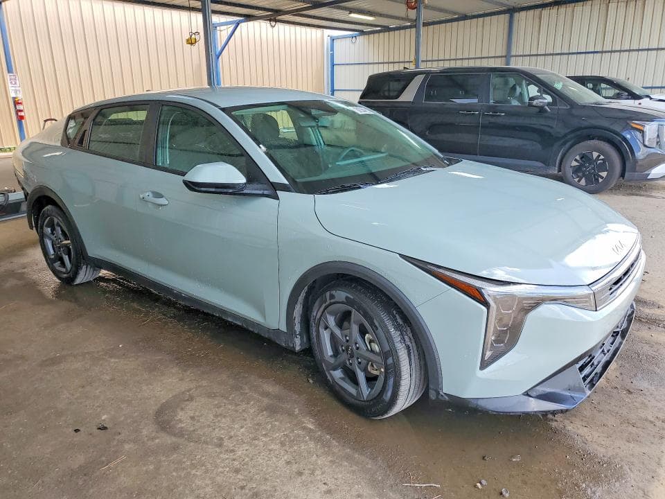 2026 KIA K4 LXS 4