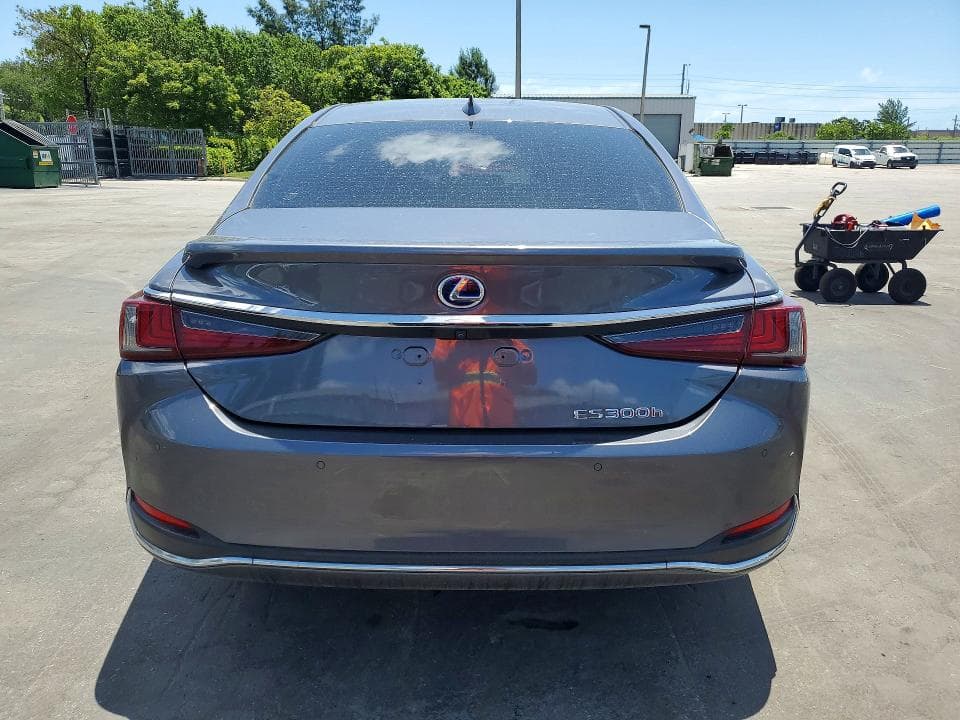 2019 LEXUS ES 300H 6