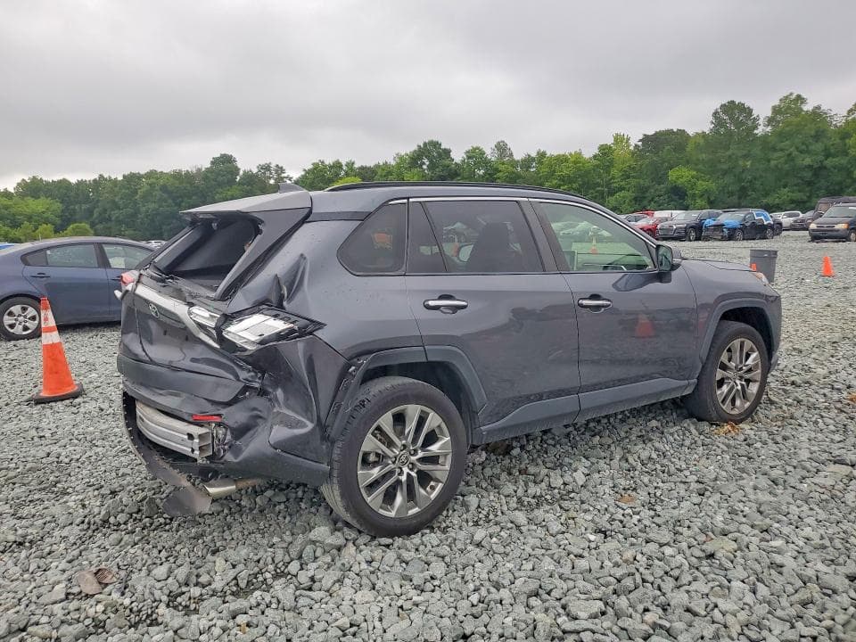 2020 TOYOTA RAV4 LIMITED 3