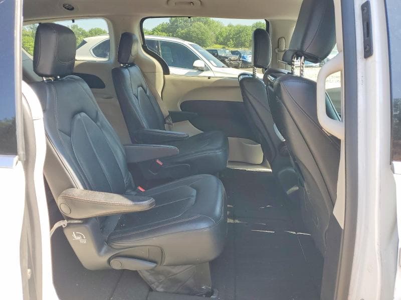 2017 CHRYSLER PACIFICA TOURING L PLUS 11