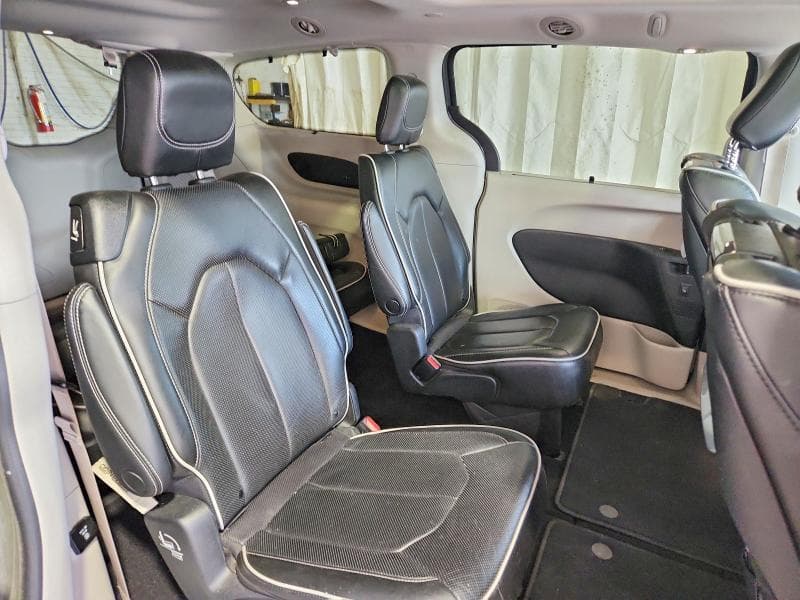2022 CHRYSLER PACIFICA LIMITED LIMITED 11