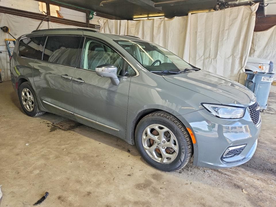2022 CHRYSLER PACIFICA LIMITED LIMITED 4