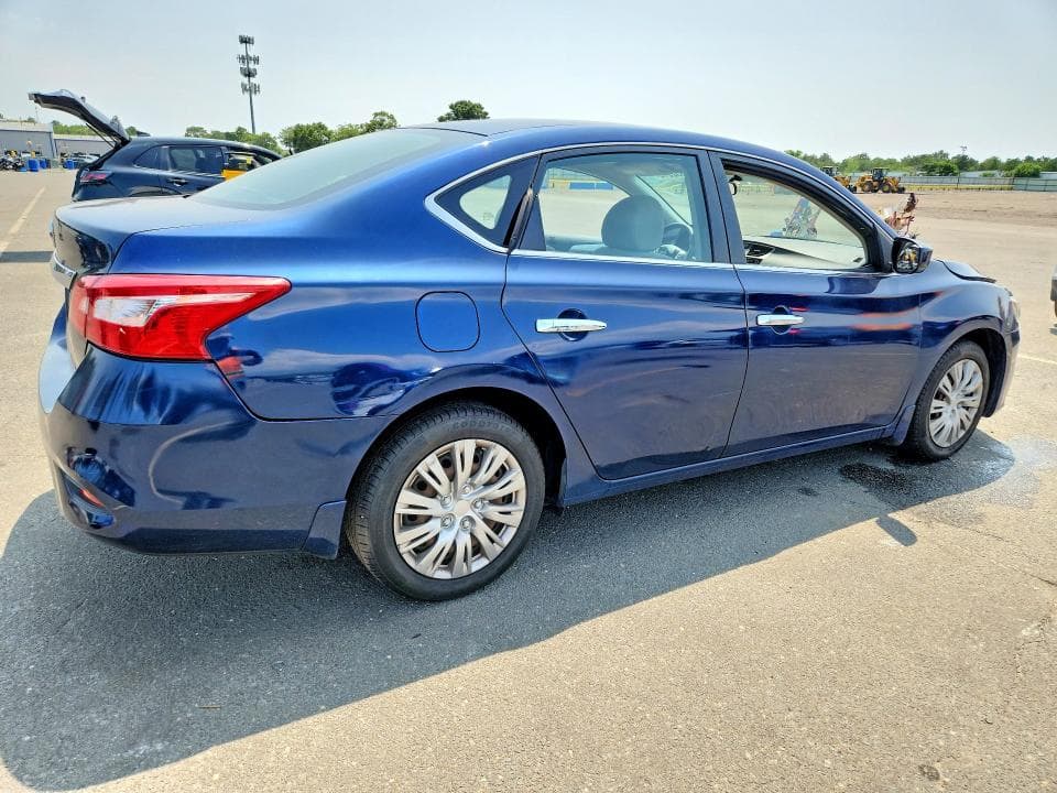 2017 NISSAN SENTRA S 3