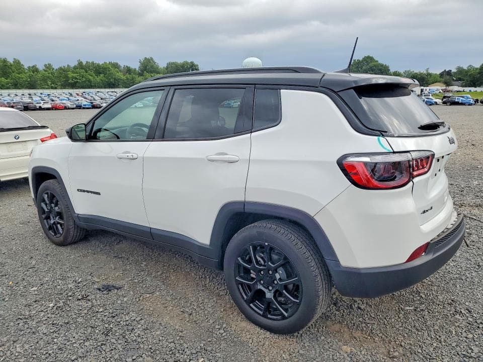 2024 JEEP COMPASS LATITUDE 2