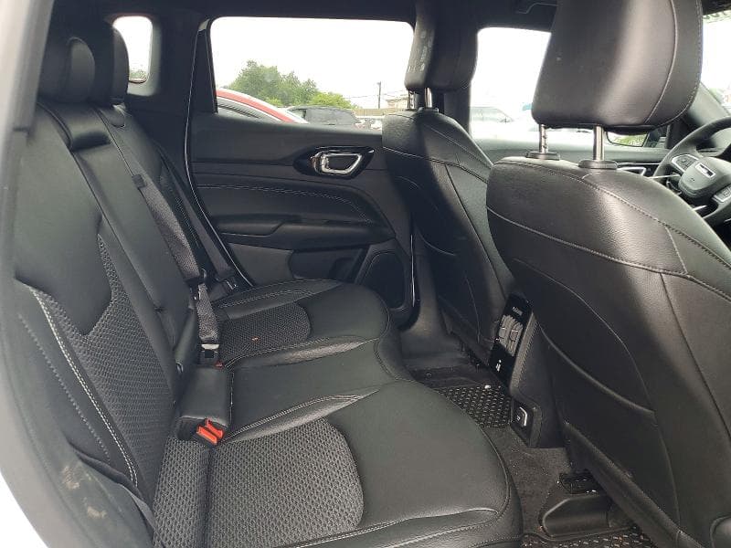 2024 JEEP COMPASS LATITUDE 11