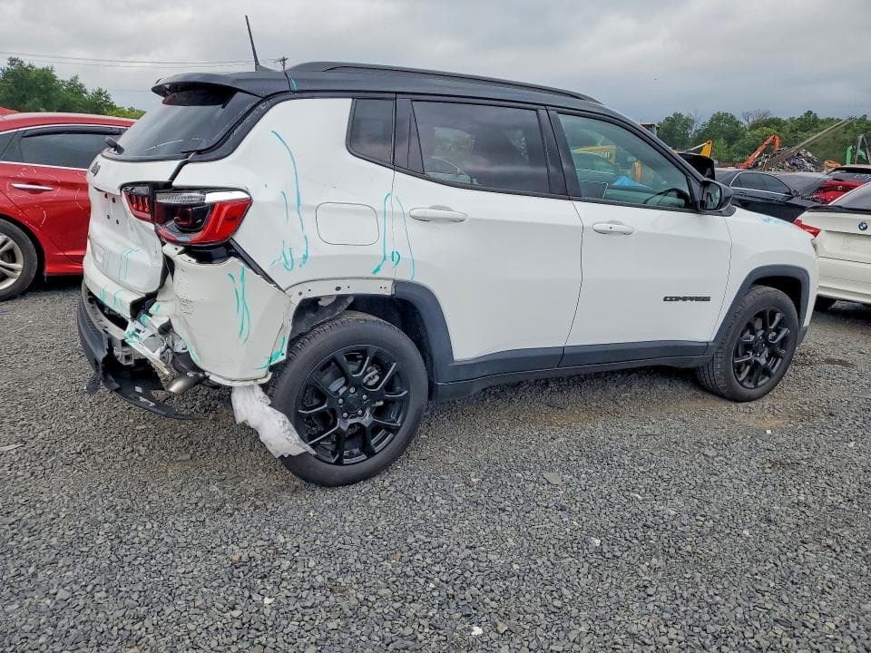 2024 JEEP COMPASS LATITUDE 3