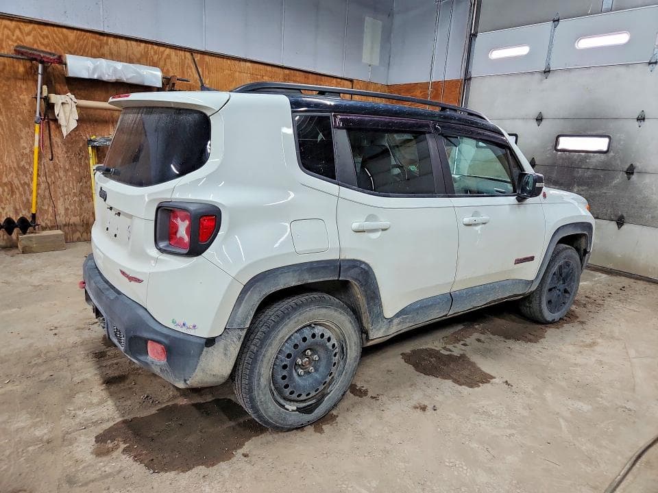 2018 JEEP RENEGADE TRAILHAWK 3