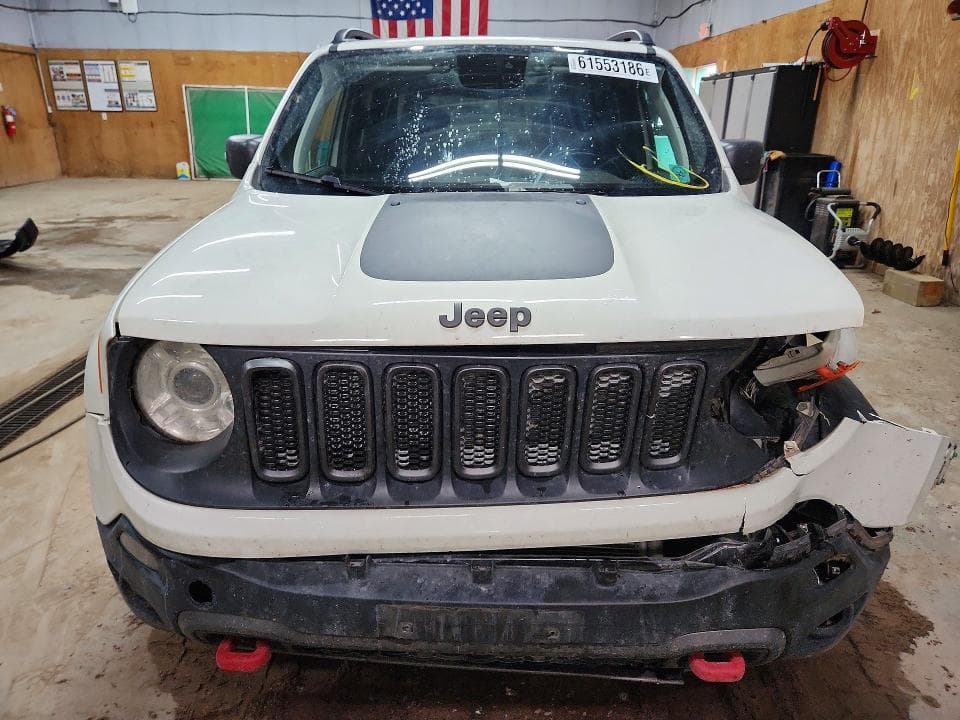 2018 JEEP RENEGADE TRAILHAWK 5