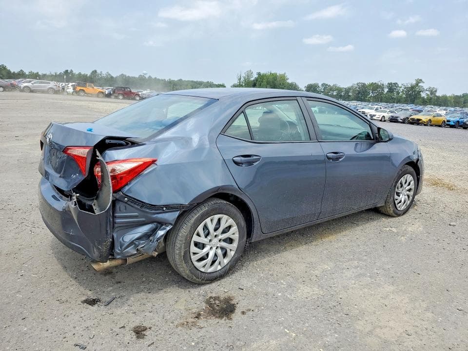 2019 TOYOTA COROLLA LE 3
