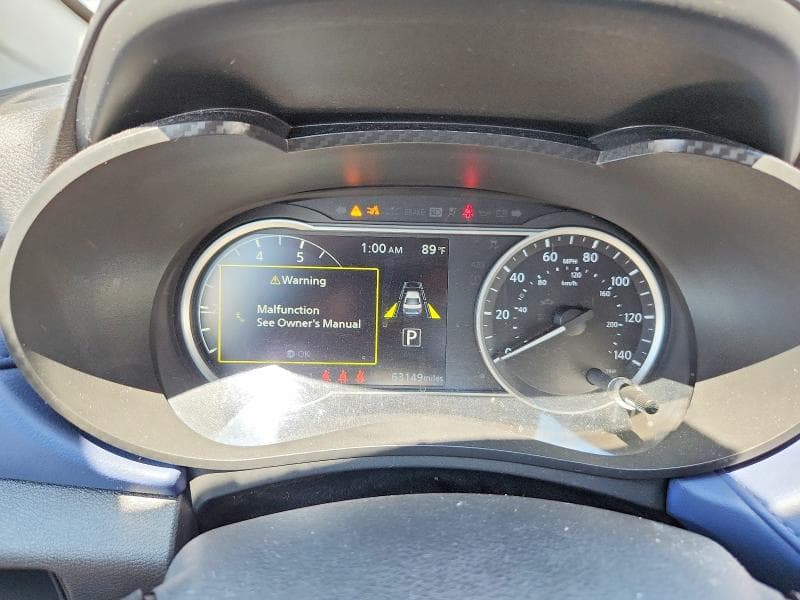 2023 NISSAN VERSA SV SV 9