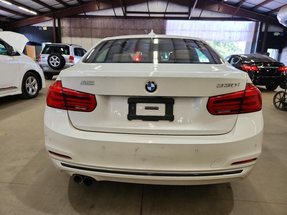 2017 BMW 330 I I 6