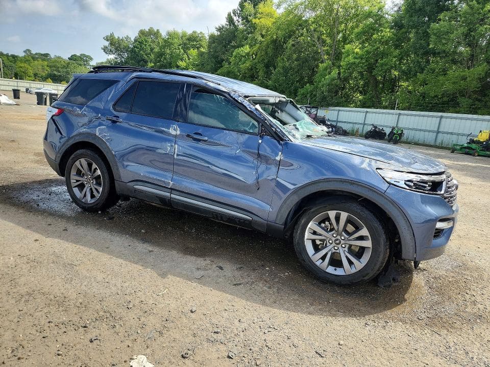 2021 FORD EXPLORER XLT 4
