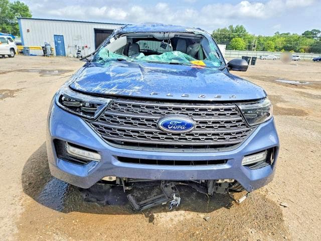 2021 FORD EXPLORER XLT 5