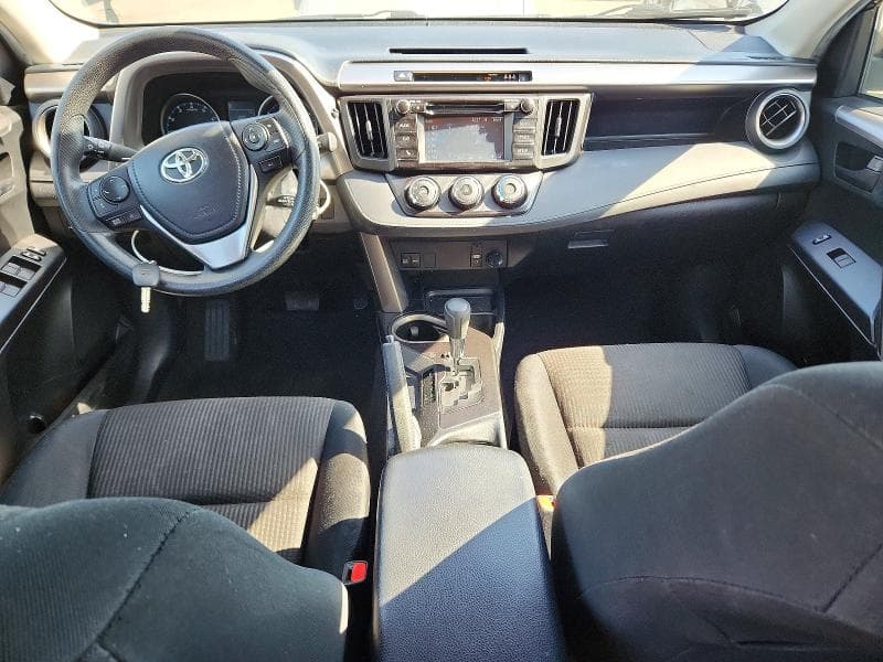 2017 TOYOTA RAV4 LE LE 8