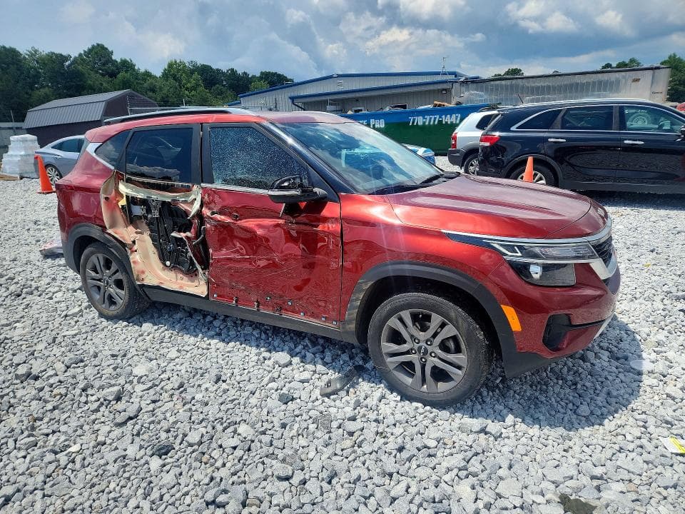 2023 KIA SELTOS S 4