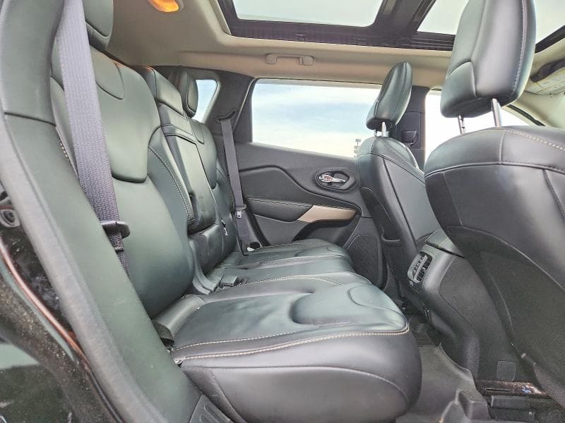 2017 JEEP CHEROKEE LIMITED 11